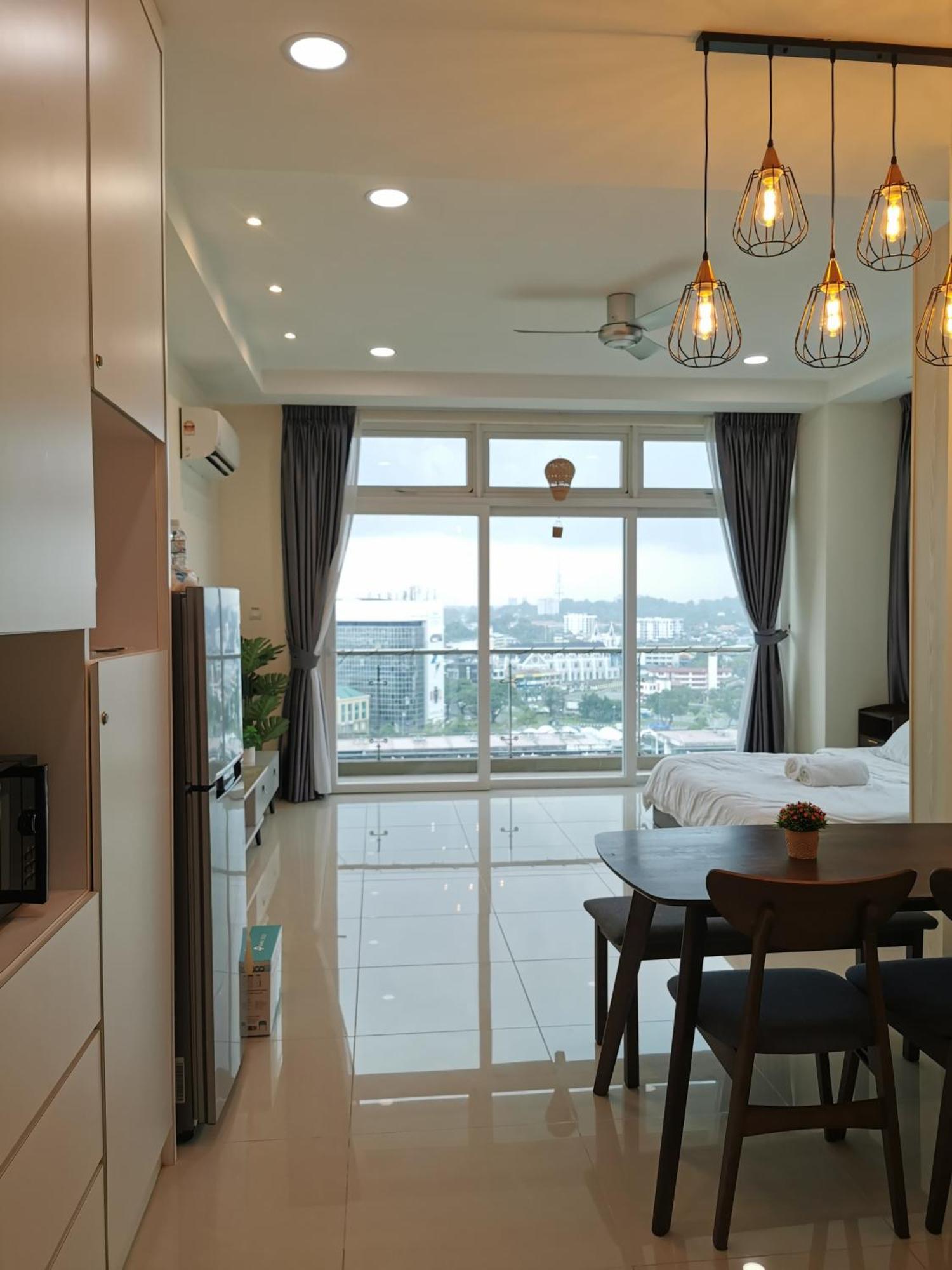 Cozzzy Hut @ Riverine Diamond Kuching Quarto foto